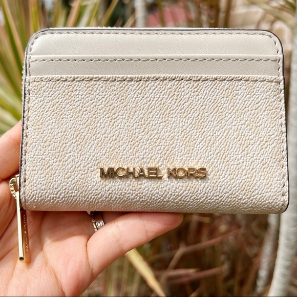 Michael Kors Card Case & Wallet - Picture 4 of 5